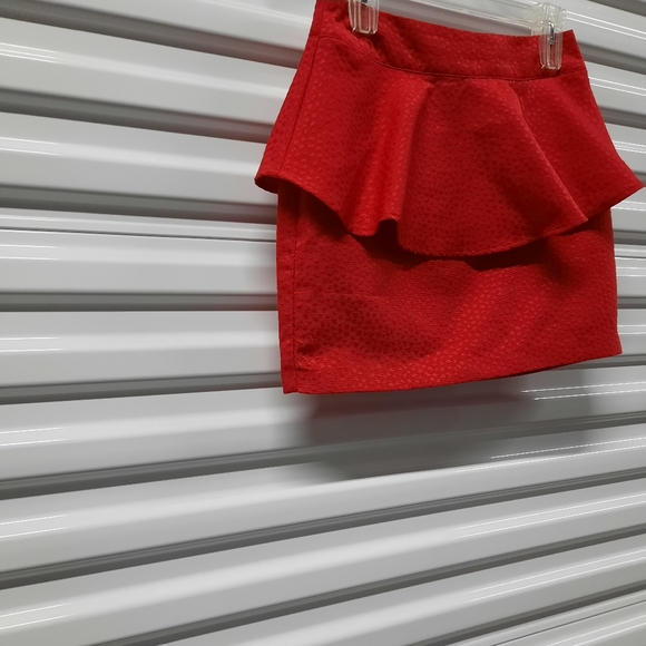 Silence + Noise Peplum Skirt Womens Size 4 Red Mini - Picture 5 of 9
